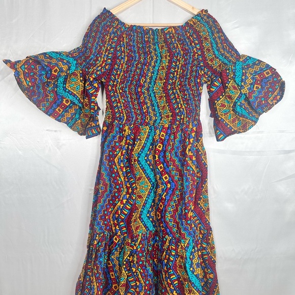 Lot of 4 African American Colorful Patterned (3 Dresses 1 Top) Size - One Size - Picture 6 of 15